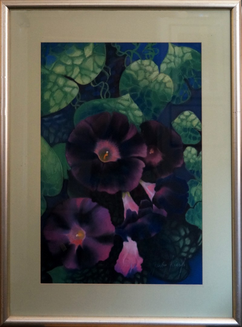 Petunie; rysunek pastelą, wym. w oprawie 72x92 cm, sygnowany, 2005 rok